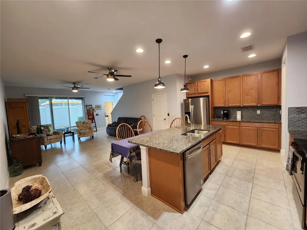 5514 VIOLA LEE WAY Lutz, FL 33558