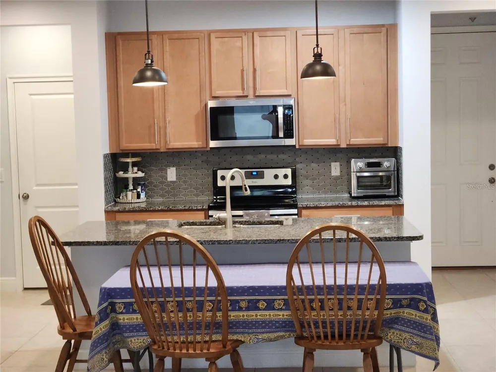 5514 VIOLA LEE WAY Lutz, FL 33558