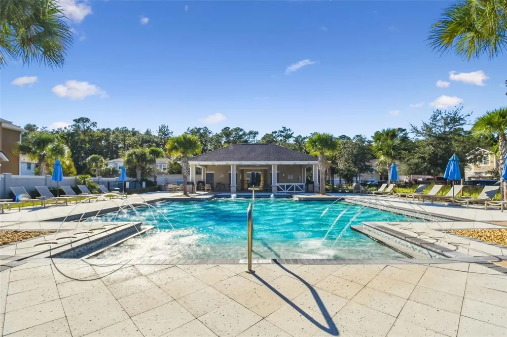 5514 VIOLA LEE WAY Lutz, FL 33558