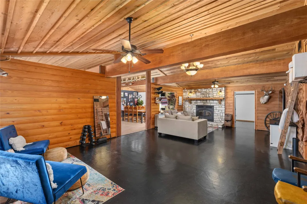 54 County Road 407 Goldthwaite, TX 76844