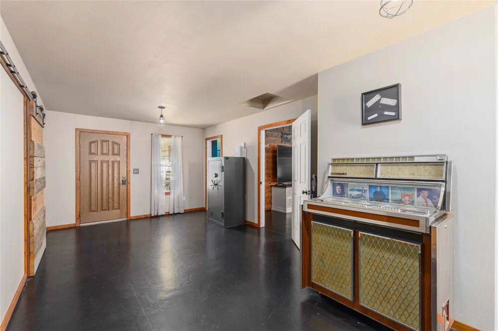 54 County Road 407 Goldthwaite, TX 76844