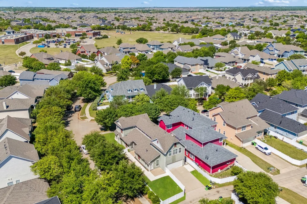 1000 Haley Court Savannah, TX 76227