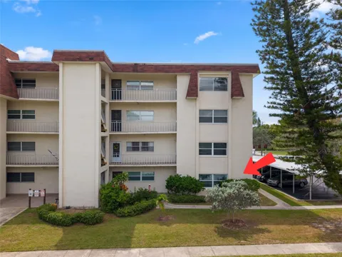 209 NE LINCOLN CIRCLE #109
