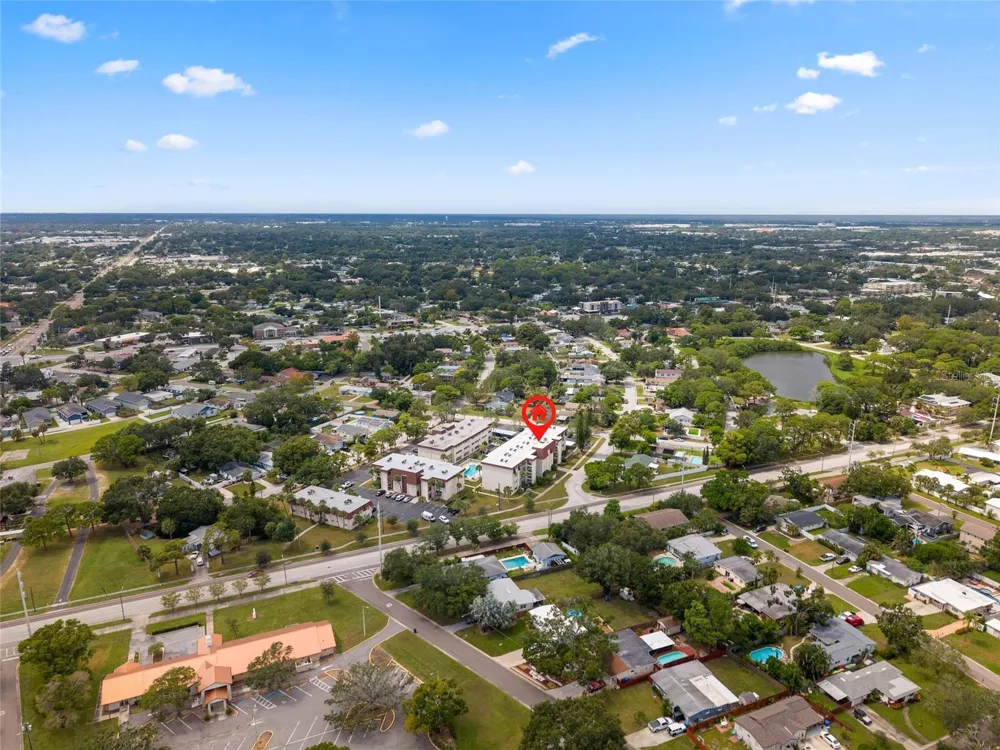209 NE LINCOLN CIRCLE #109 St Petersburg, FL 33702