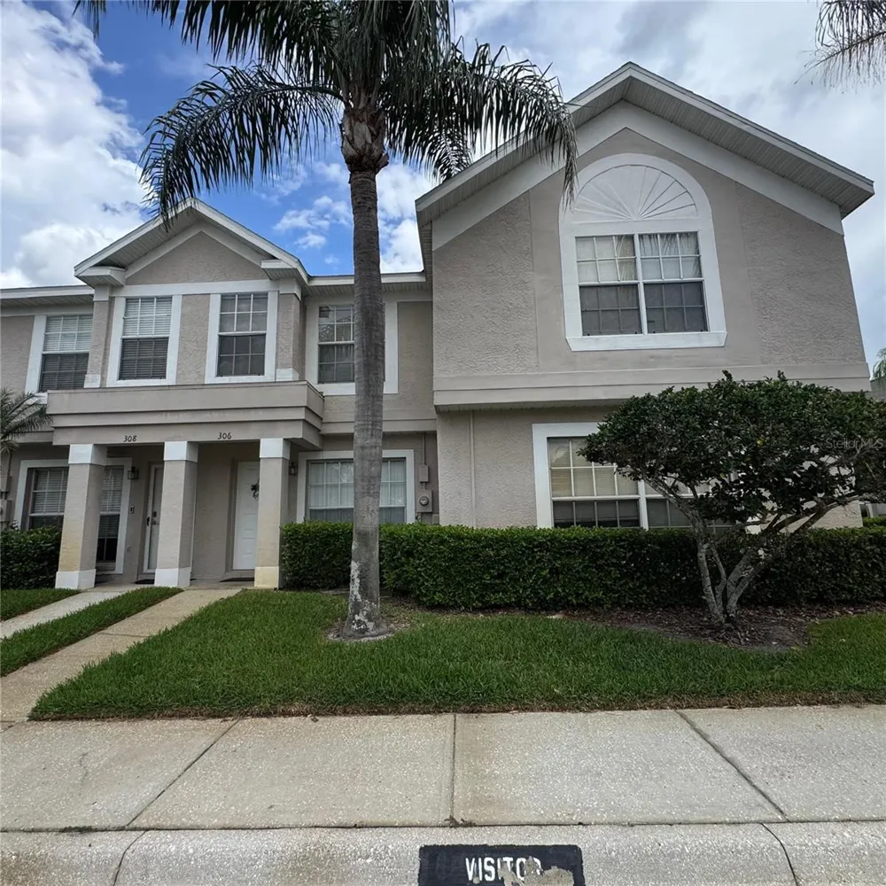 306 KENSINGTON LAKE CIRCLE Brandon, FL 33511