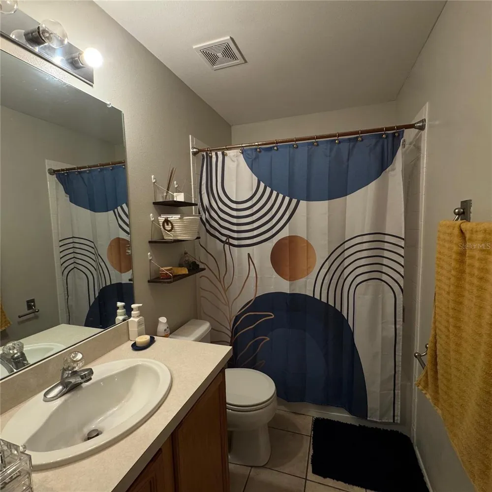 306 KENSINGTON LAKE CIRCLE Brandon, FL 33511