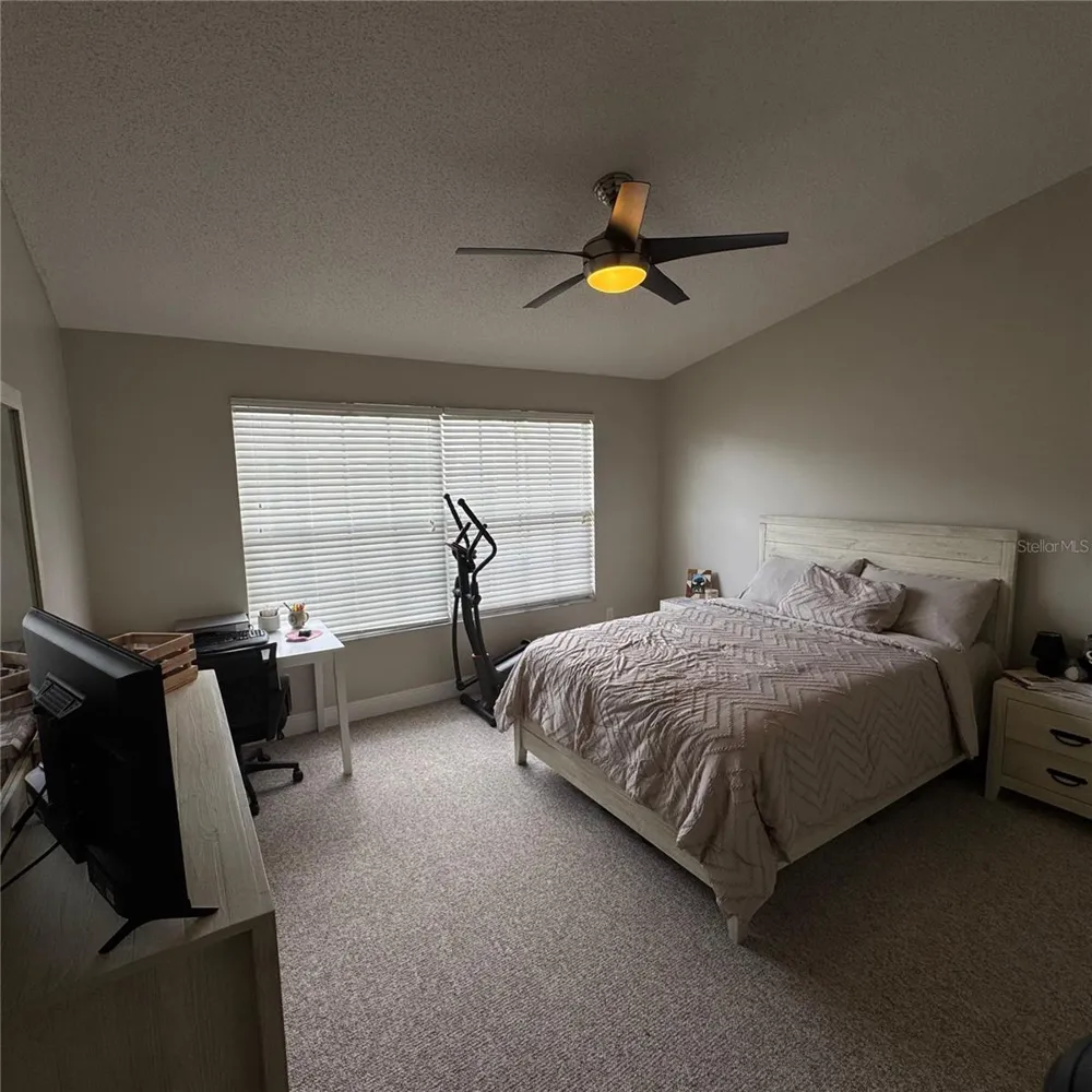 306 KENSINGTON LAKE CIRCLE Brandon, FL 33511