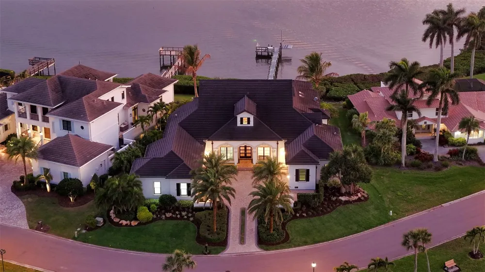 313 LOOKOUT POINT DRIVE Osprey, FL 34229