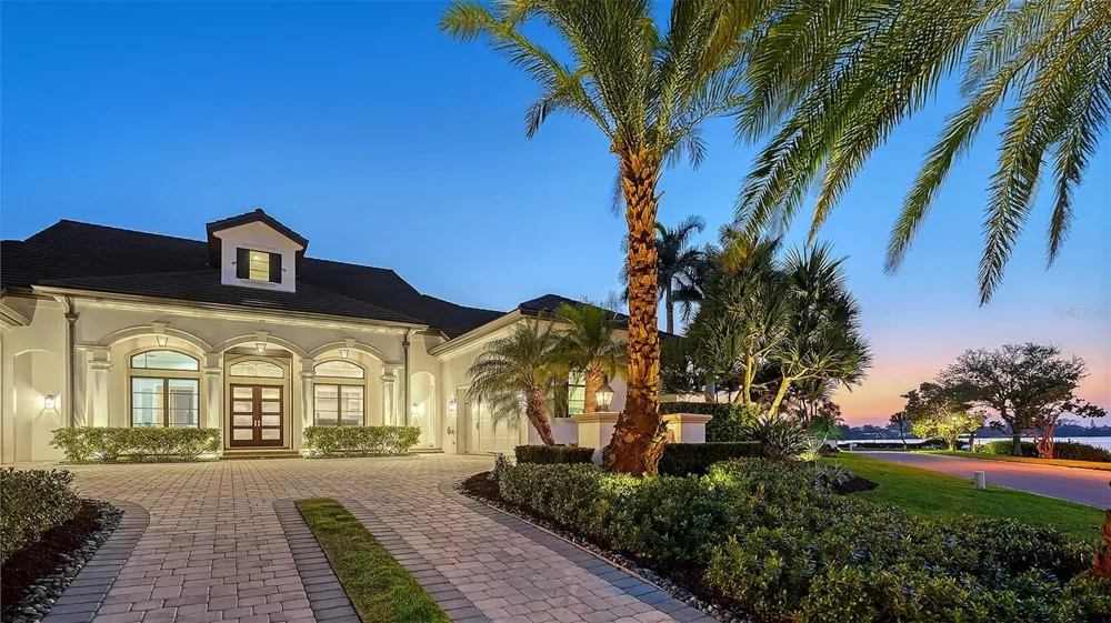 313 LOOKOUT POINT DRIVE Osprey, FL 34229