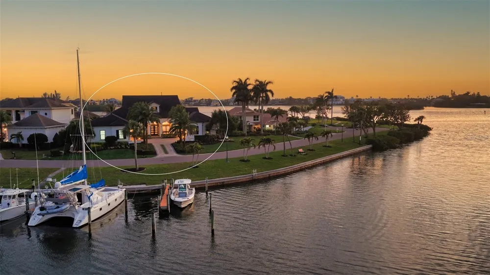 313 LOOKOUT POINT DRIVE Osprey, FL 34229