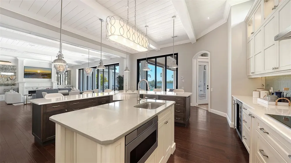 313 LOOKOUT POINT DRIVE Osprey, FL 34229