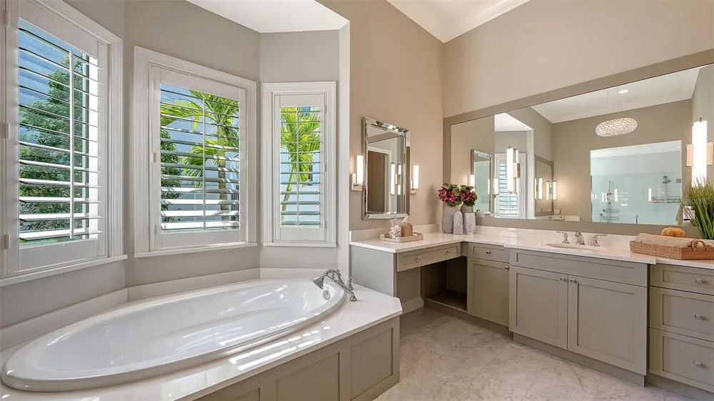 313 LOOKOUT POINT DRIVE Osprey, FL 34229