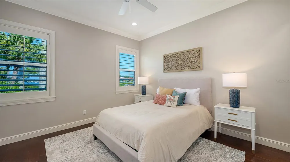 313 LOOKOUT POINT DRIVE Osprey, FL 34229