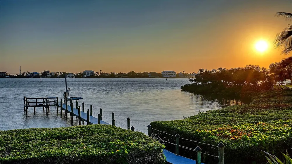 313 LOOKOUT POINT DRIVE Osprey, FL 34229