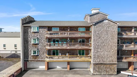 306 Lake Park Boulevard S #Unit 102
