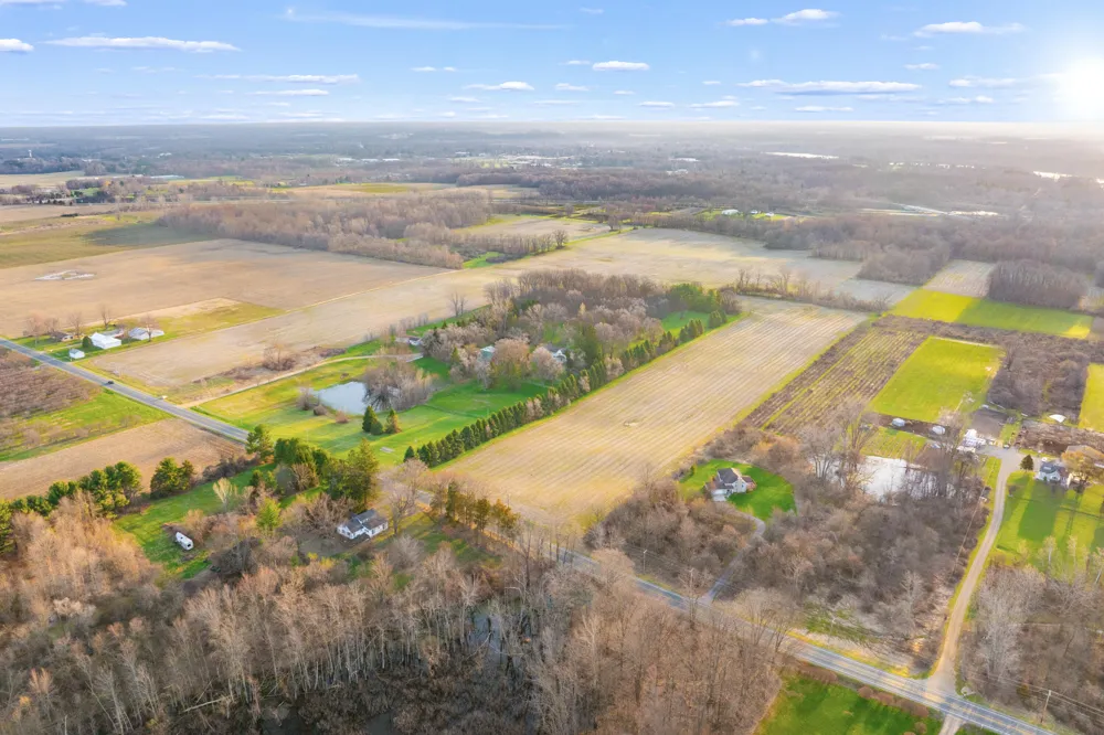 2 Red Bud Trail Berrien Springs, MI 49103