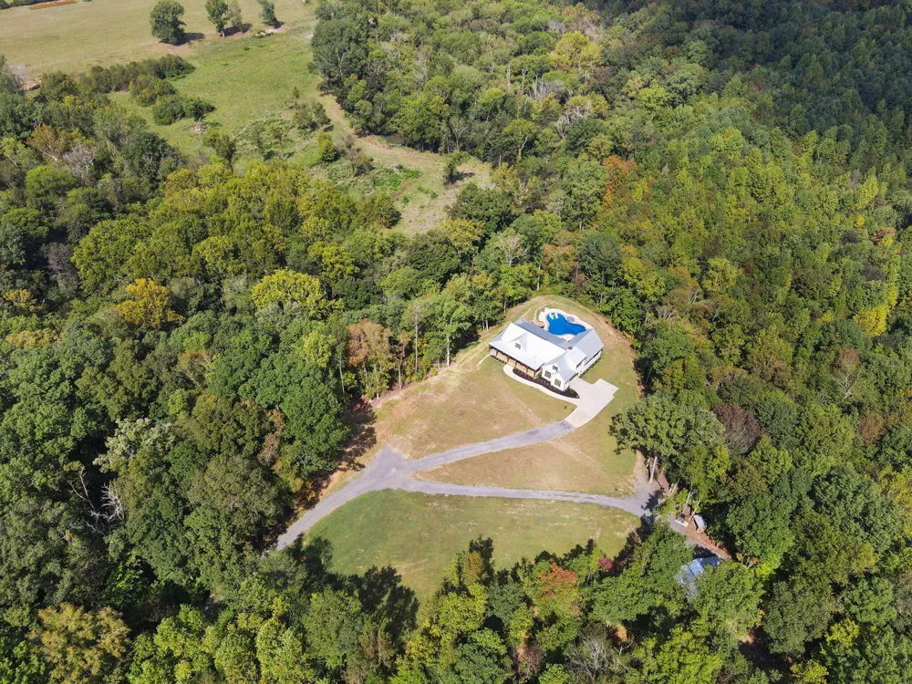 450 County Road 28 Calhoun, TN 37309