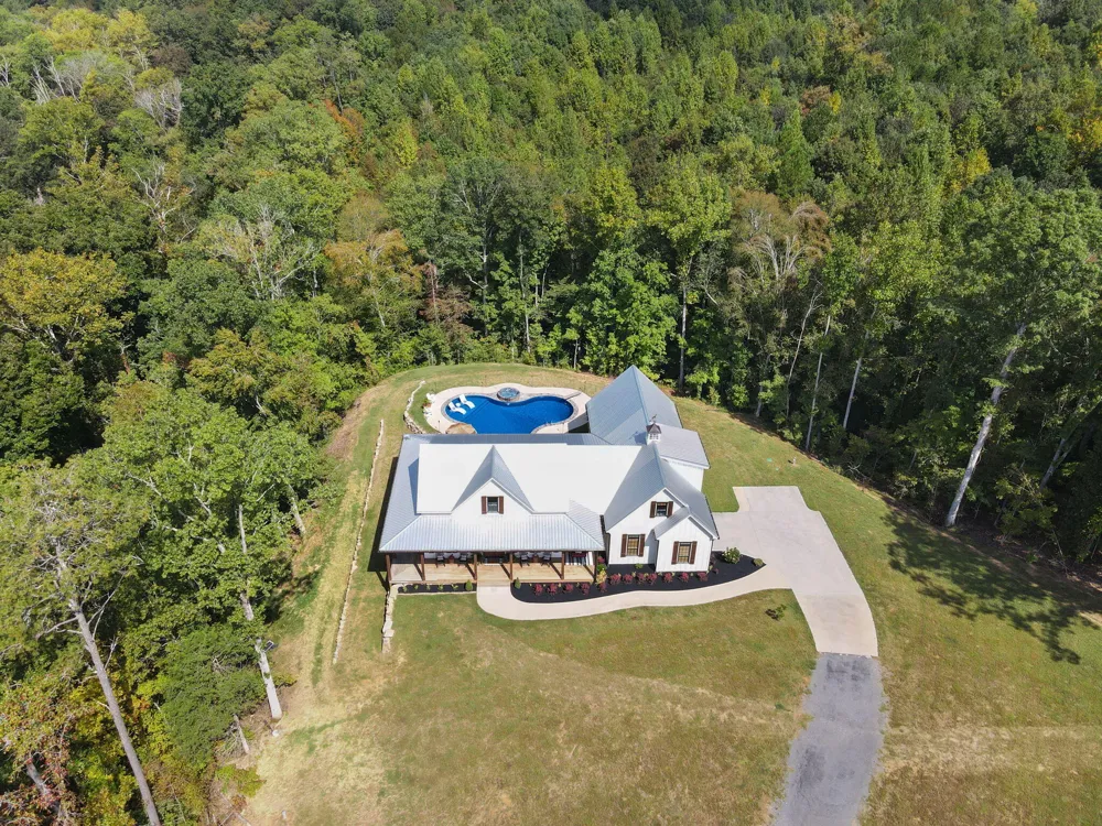 450 County Road 28 Calhoun, TN 37309