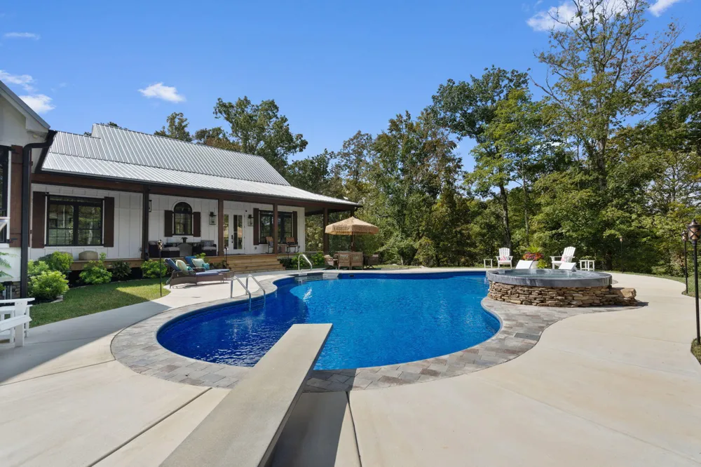 450 County Road 28 Calhoun, TN 37309