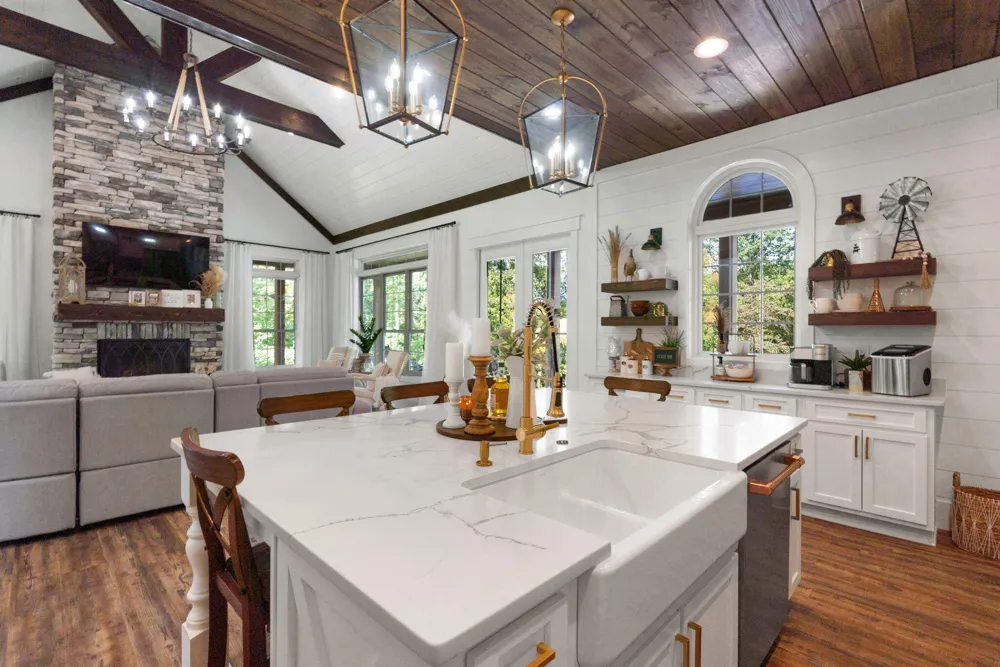 450 County Road 28 Calhoun, TN 37309