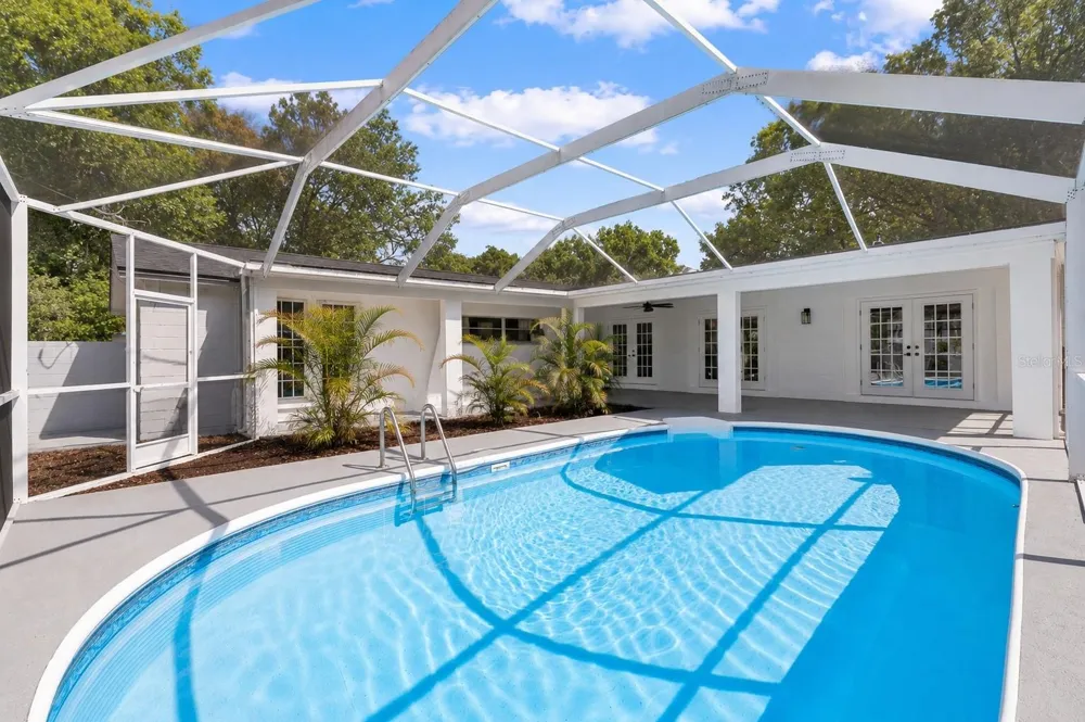 6128 E 111TH AVENUE Temple Terrace, FL 33617