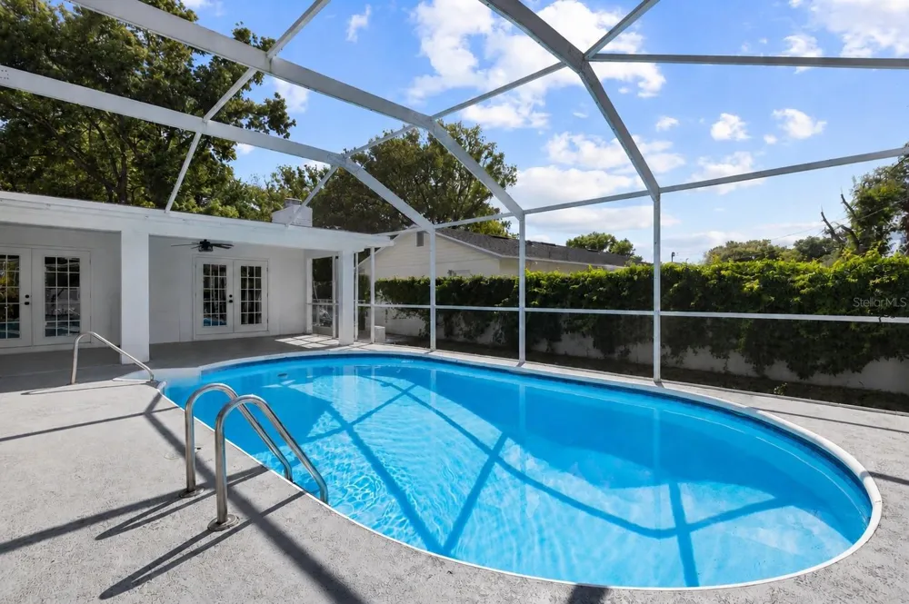 6128 E 111TH AVENUE Temple Terrace, FL 33617