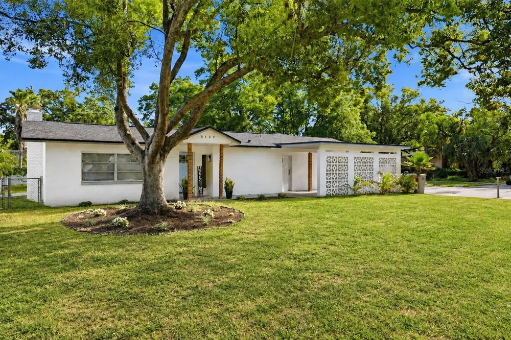 6128 E 111TH AVENUE Temple Terrace, FL 33617