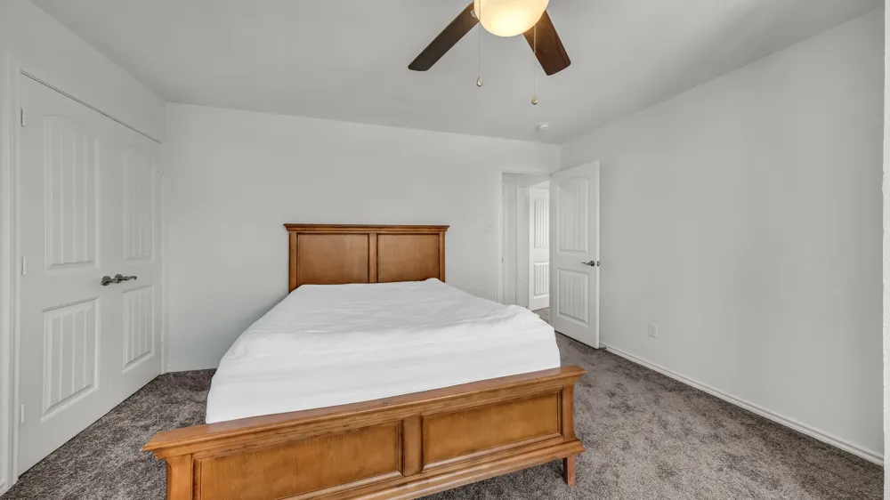 604 Holiday Hills Drive Mineral Wells, TX 76067