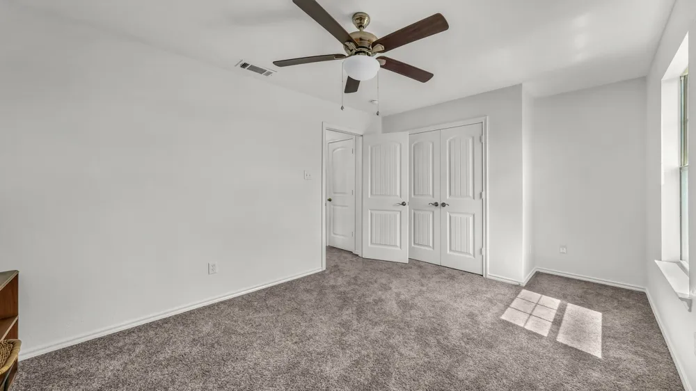 604 Holiday Hills Drive Mineral Wells, TX 76067