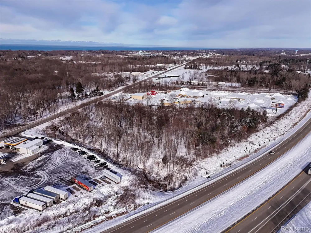 13537 M 140 South Haven City, MI 49090