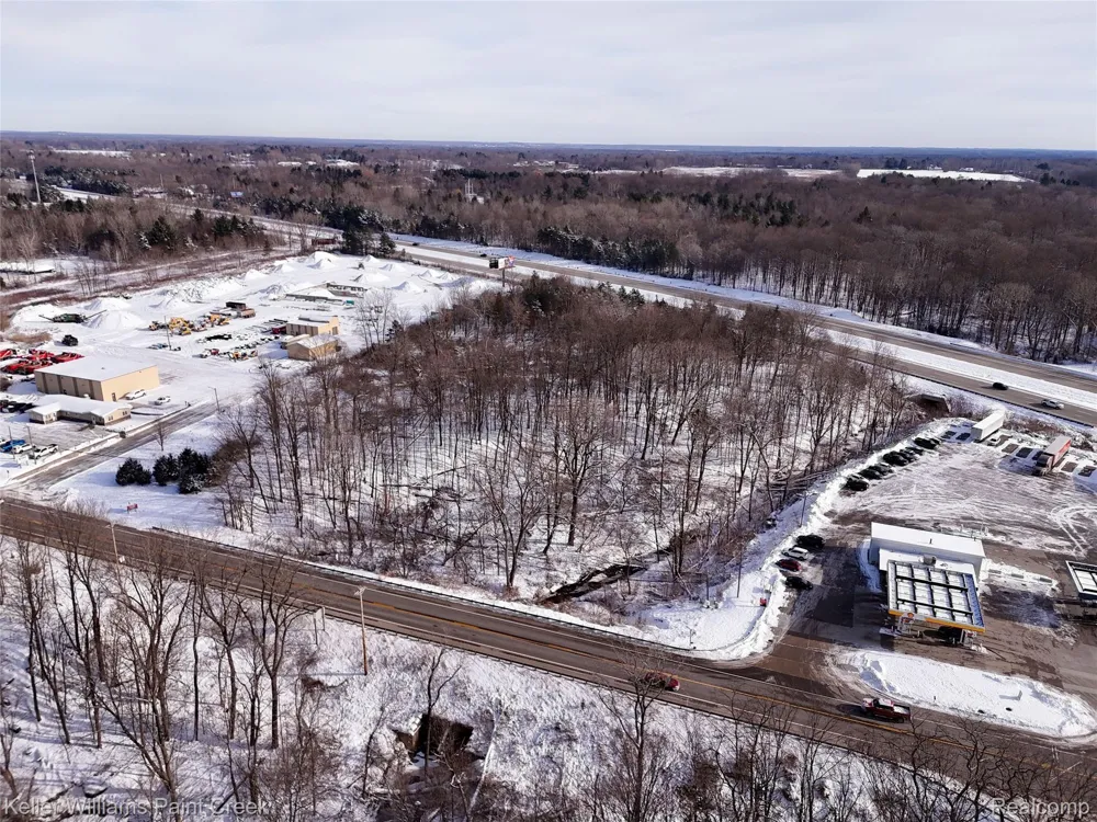 13537 M 140 South Haven City, MI 49090