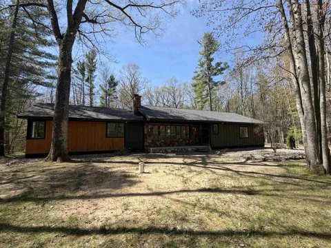 10852 NE Black Bear Road