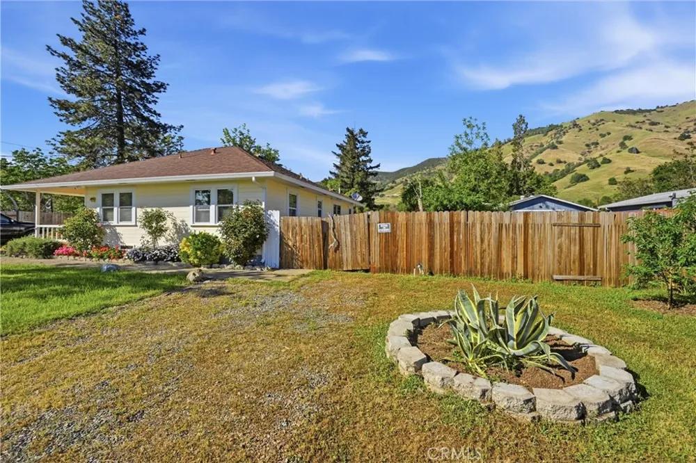 3440 Beach Nice, CA 95464