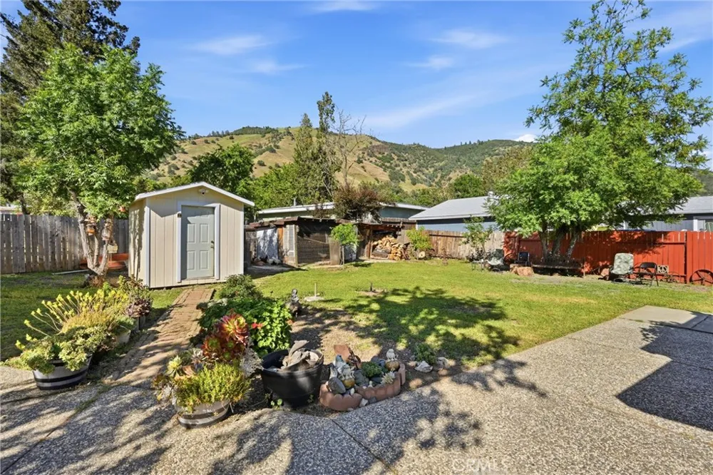 3440 Beach Nice, CA 95464