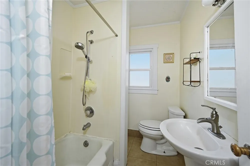 3440 Beach Nice, CA 95464