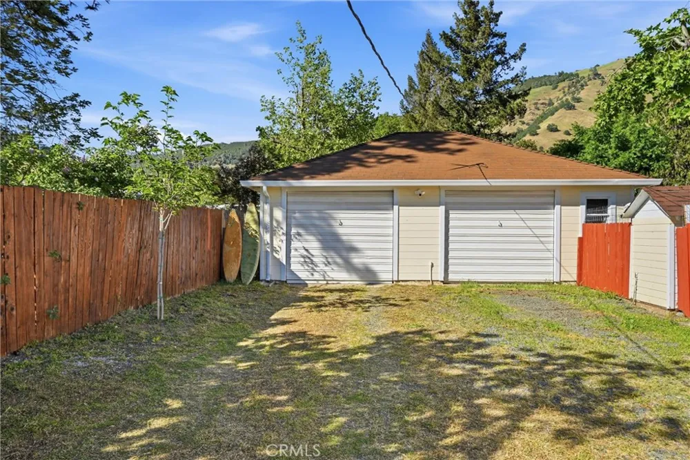 3440 Beach Nice, CA 95464