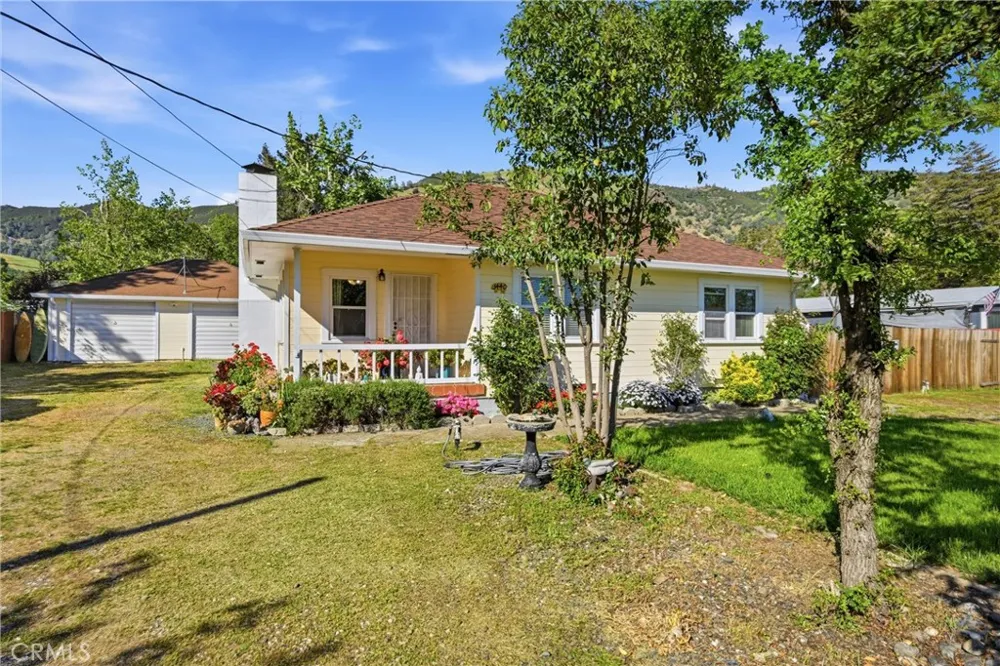 3440 Beach Nice, CA 95464