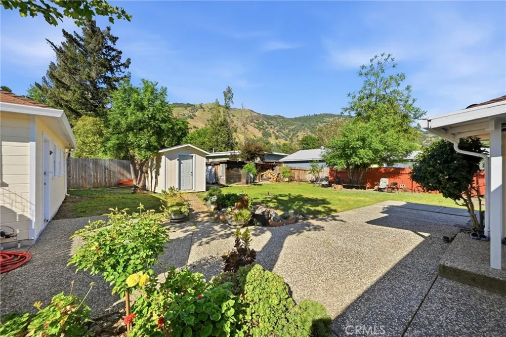3440 Beach Nice, CA 95464