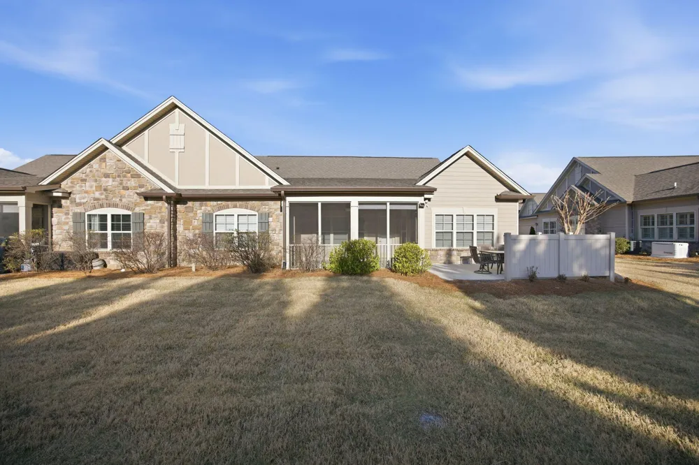 1792 Sedgefield Drive Ooltewah, TN 37363