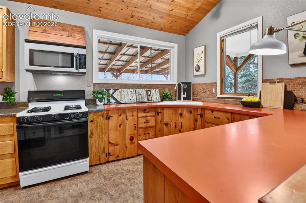 8789 Grand Avenue Beulah, CO 81023