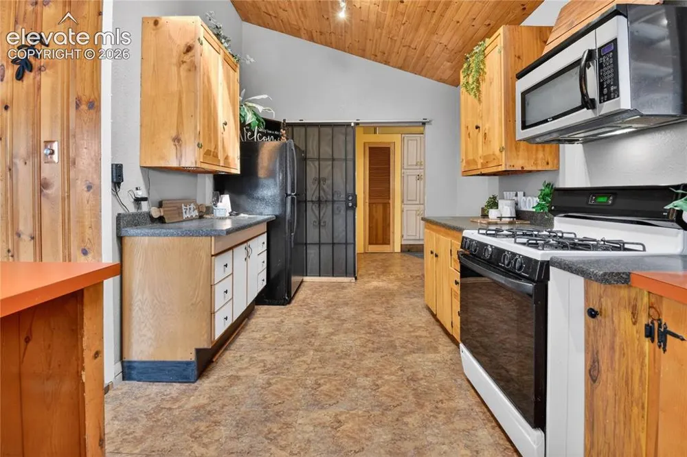 8789 Grand Avenue Beulah, CO 81023