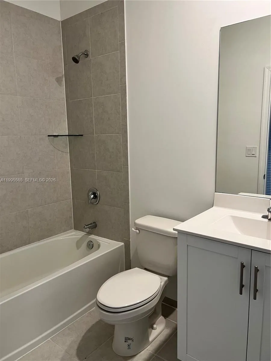 10030 SW 228th Ter Miami, FL 33190