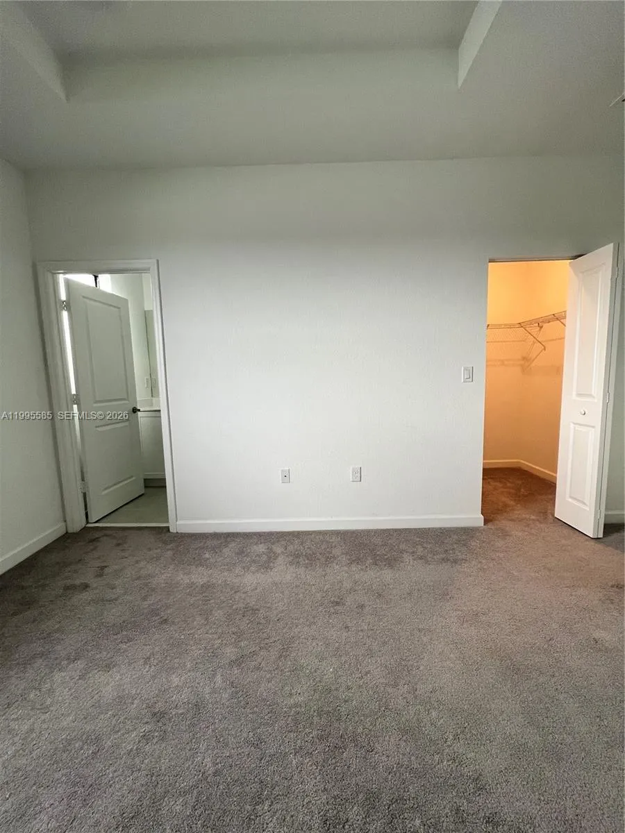 10030 SW 228th Ter Miami, FL 33190