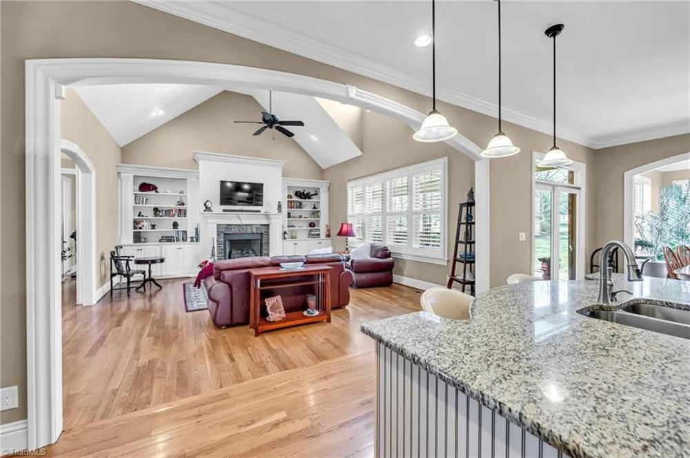 6803 River Farm Drive Oak Ridge, NC 27310
