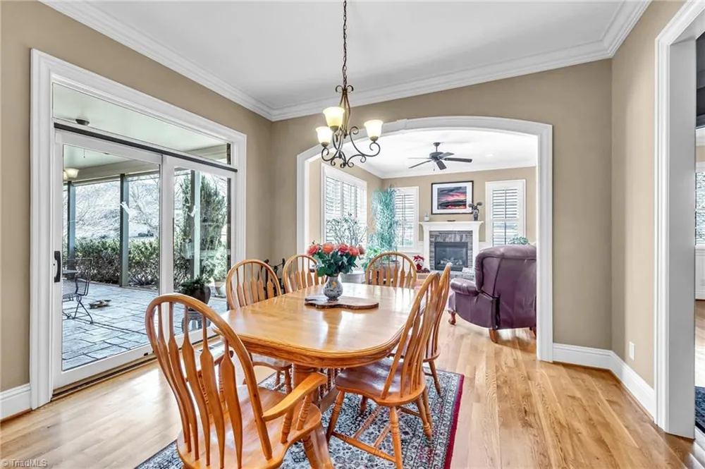 6803 River Farm Drive Oak Ridge, NC 27310