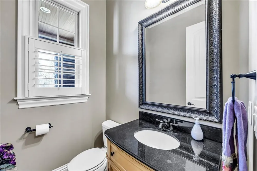 6803 River Farm Drive Oak Ridge, NC 27310