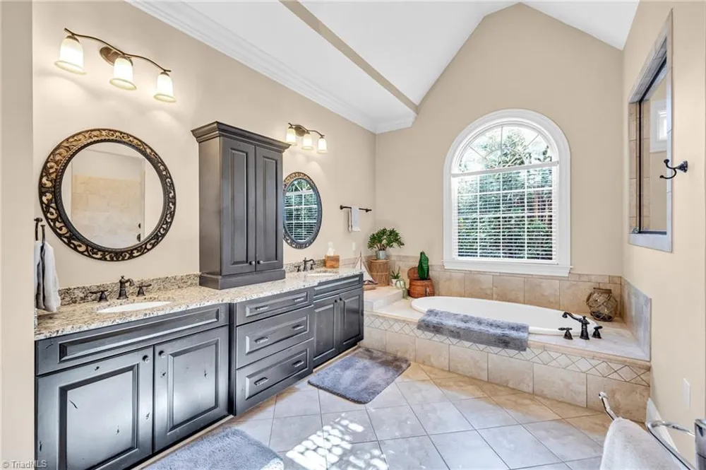 6803 River Farm Drive Oak Ridge, NC 27310