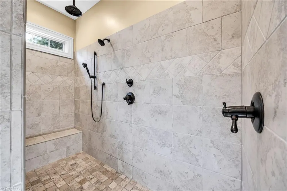 6803 River Farm Drive Oak Ridge, NC 27310
