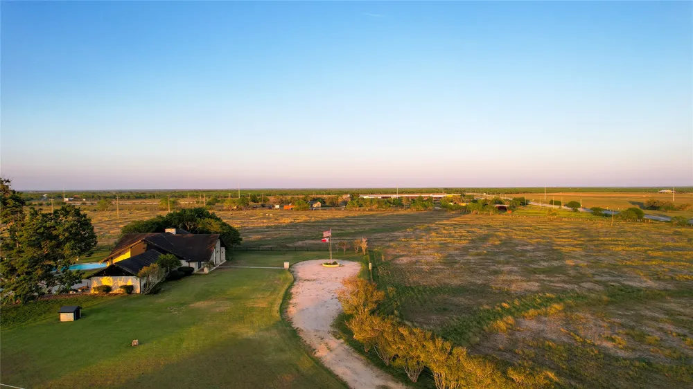 3 E State Highway 87 Nixon, TX 78140