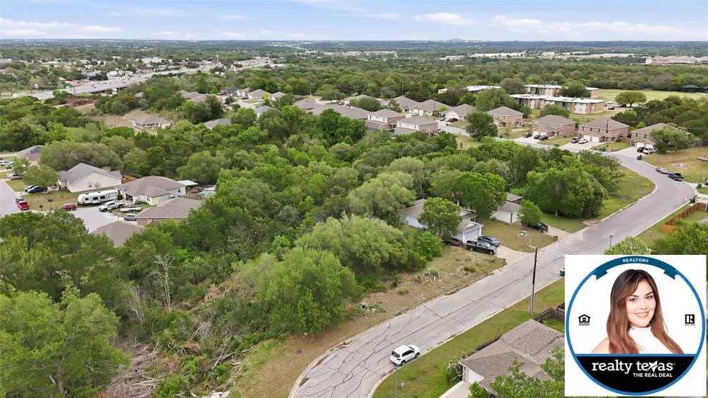 914 Carla Kay Belton, TX 76513